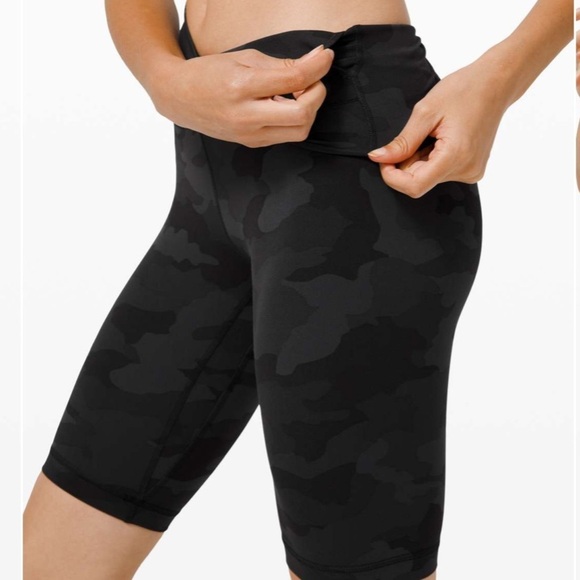 Lululemon NWOT Align Super High Rise Short 10" Heritage 365 Camo Deep Coal Multi - Picture 3 of 12